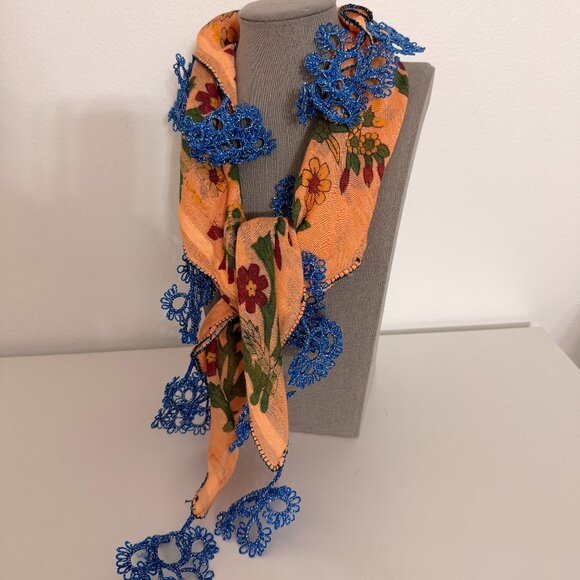 Collectable Traditional Turkish Vintage 40s-50s Oya Peach Scarf with Blue Lace - Picture 4 of 6